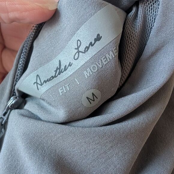 Another Love Brandi Active Grey Camouflage Shorts Reversible Medium - Picture 6 of 7